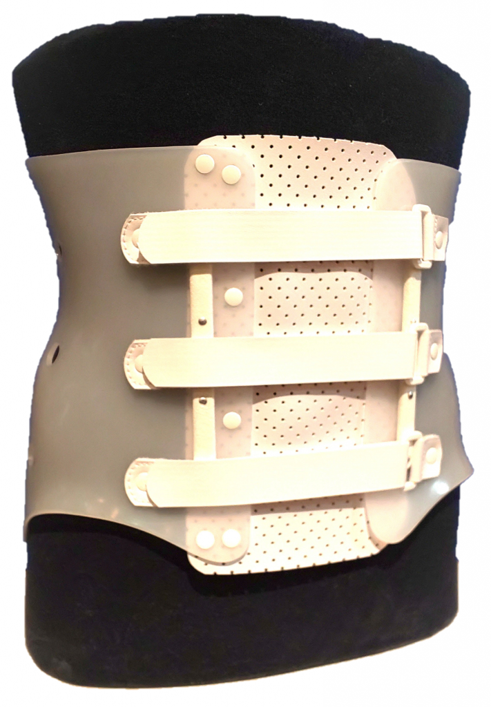  腰椎硬性コルセット